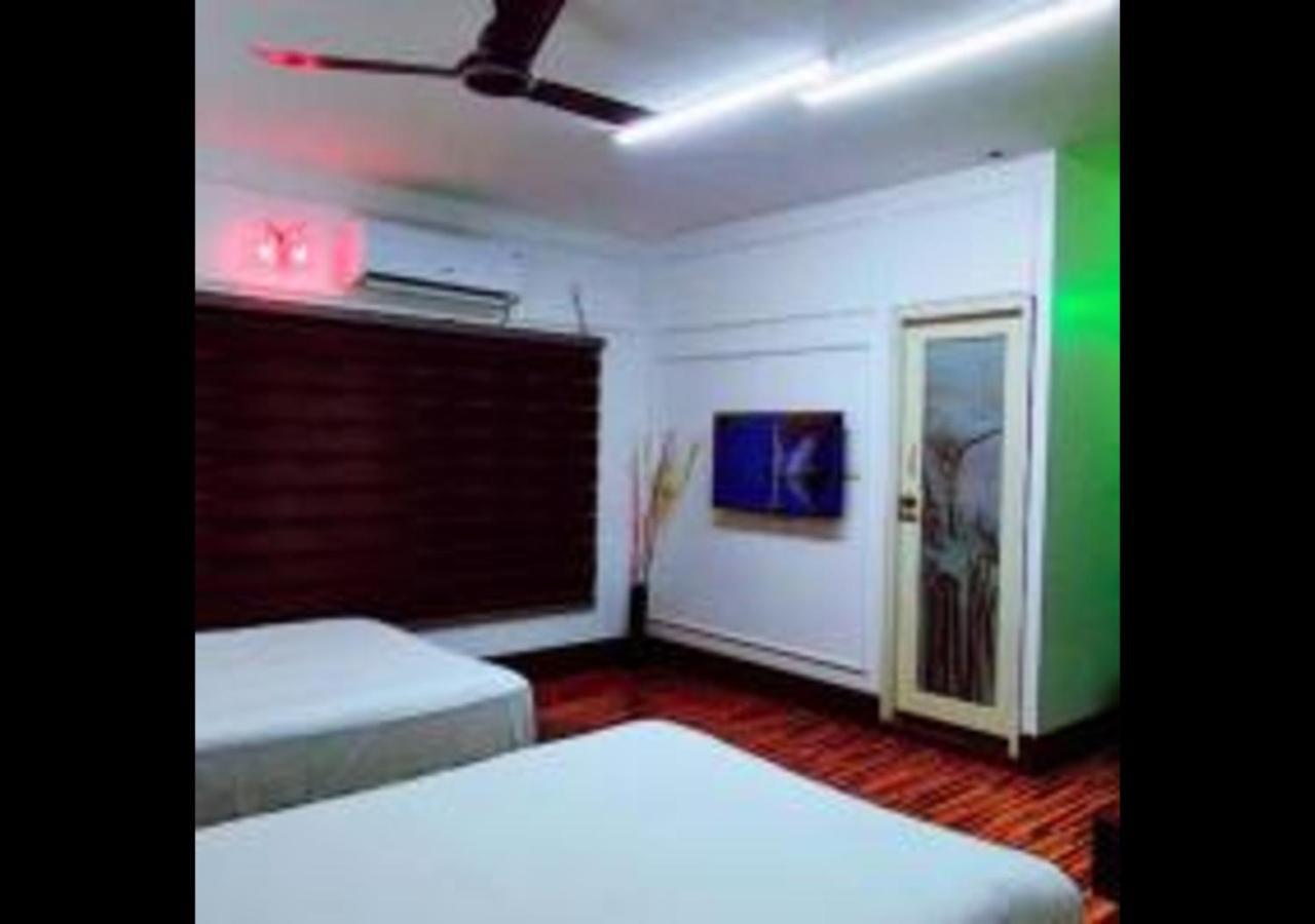 Rezala Restaurant And Residence Dhaka Exterior photo